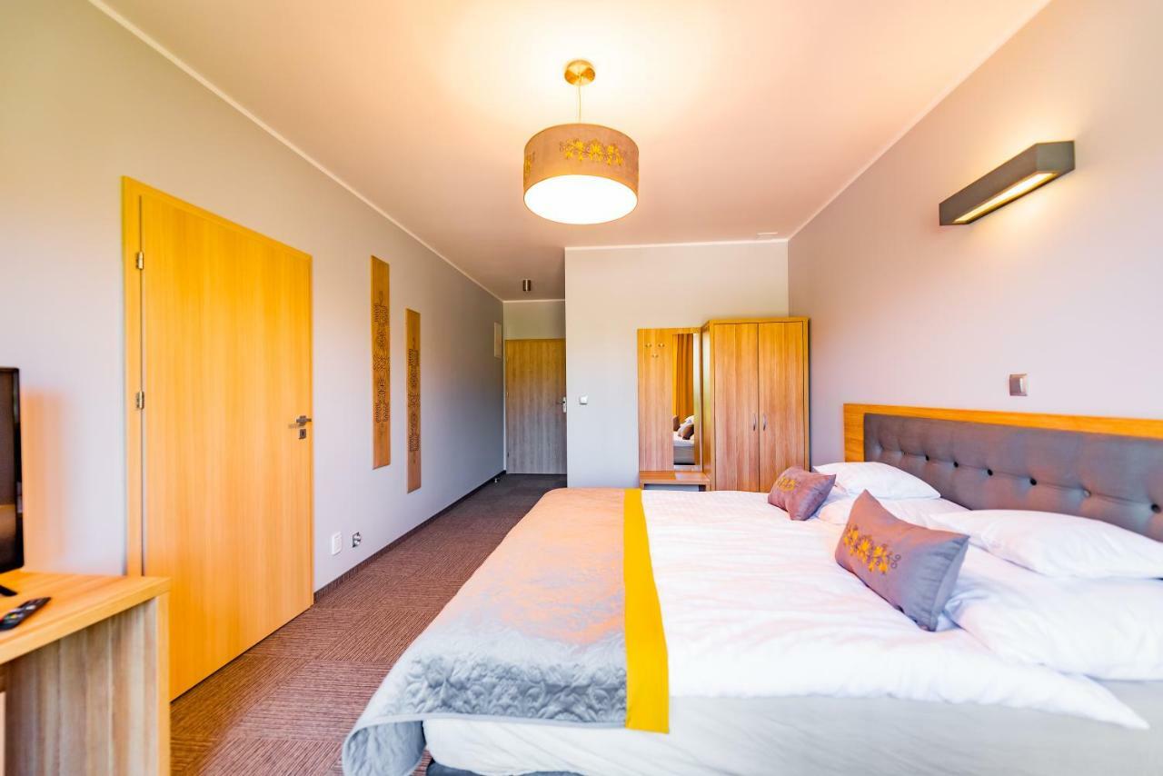 Zakatek Reja Apartment Kartuzy Luaran gambar